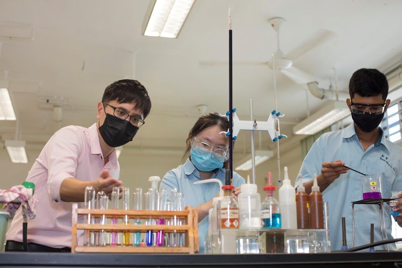 The science of bonding through social media