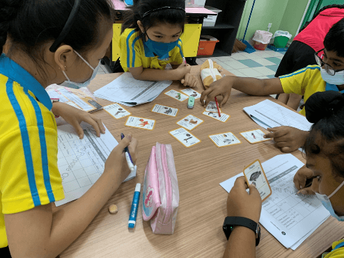 ‘Sparkling’ a love of science in primary school