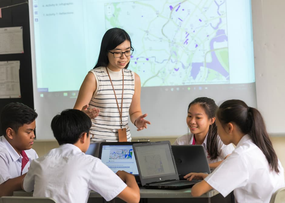 It is raining ideas in Geography class