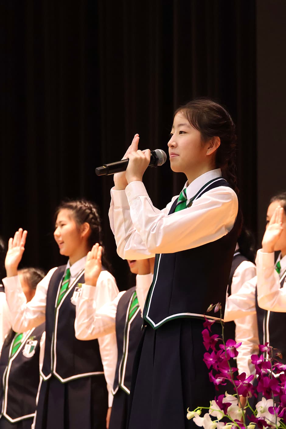 PhotoJunior_OSC_Raffles-Girls-School_Georgia-Long_Kylie-Chen_Aurelia-Lim_7-Vine-Long.jpeg