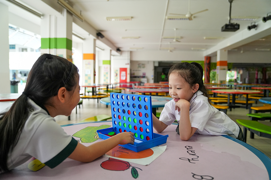 Junior_WP_FernvalePrimarySchool_TanJingLinAmyTanyaluck_MuhammadZikriBinMuhammadZuhaidi_HillaryChiewQiaoQi_8-Siti-Erliasari-Haroon.jpg